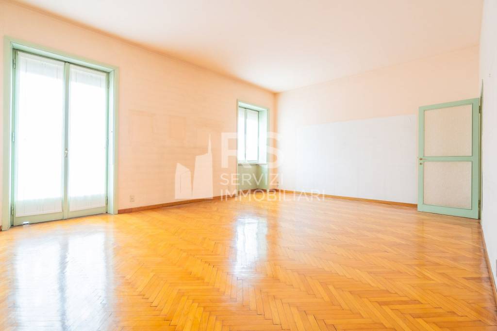 appartamento in vendita a Milano in zona Bocconi