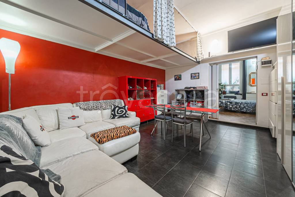 appartamento in vendita a Milano in zona Sempione