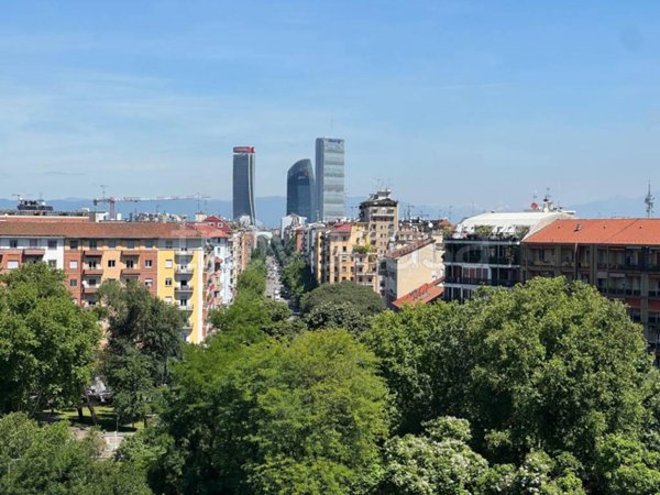 appartamento in vendita a Milano in zona Solari