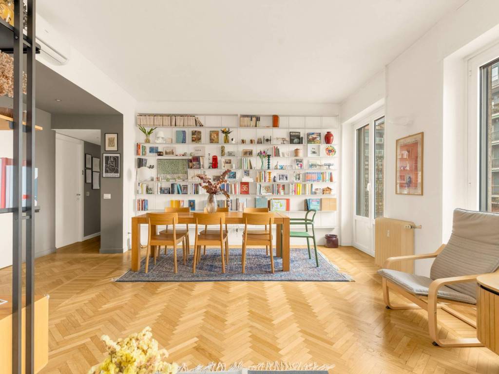 appartamento in vendita a Milano in zona Il Portello