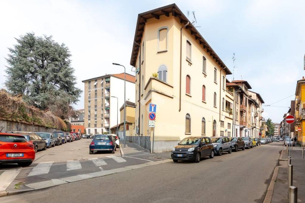 appartamento in vendita a Milano