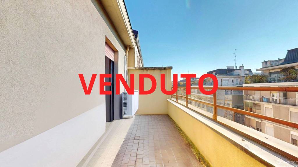 appartamento in vendita a Milano in zona Città Studi