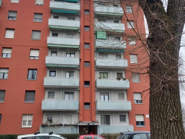 appartamento in vendita a Milano in zona Quartiere degli Olmi