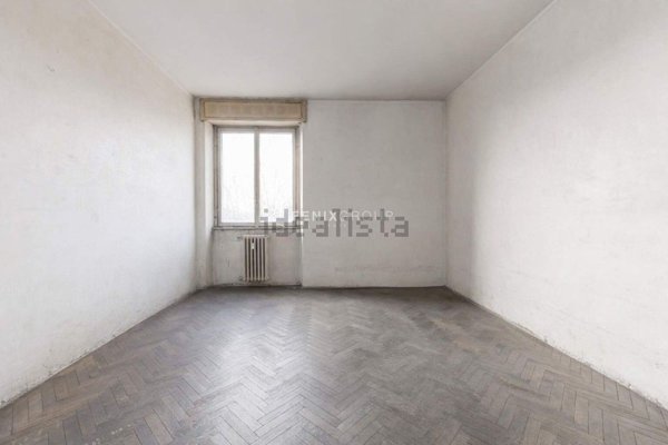 appartamento in vendita a Milano in zona Cinque Giornate