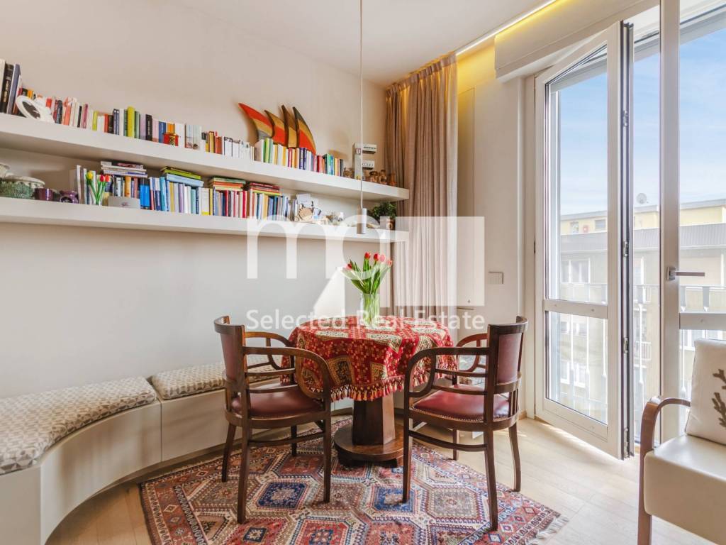 appartamento in vendita a Milano in zona Lorenteggio