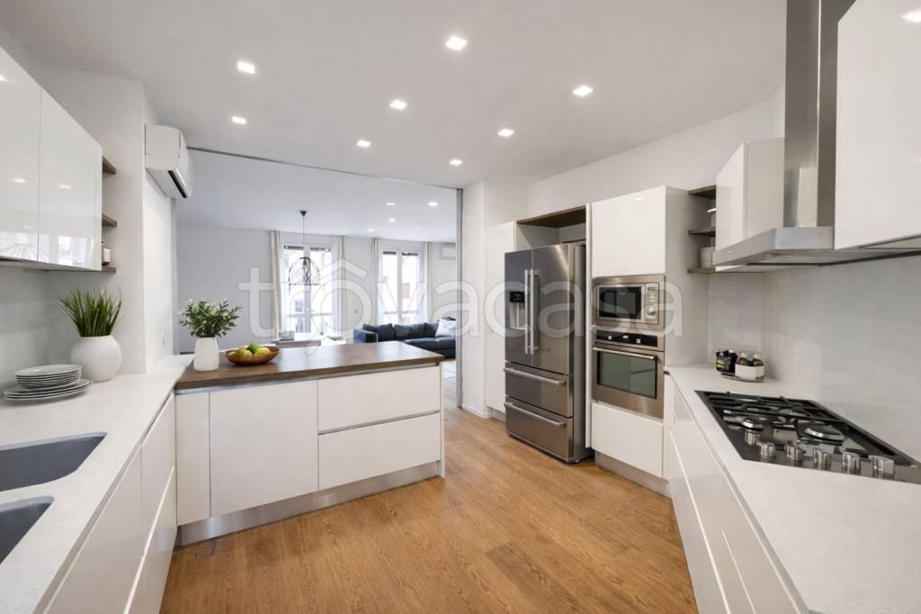 appartamento in vendita a Milano