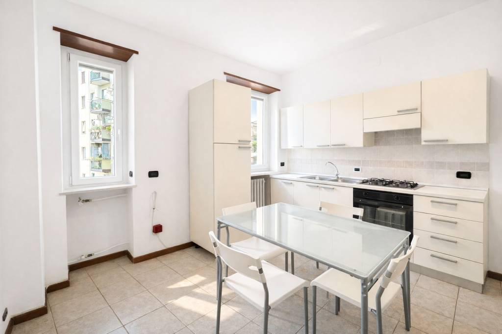 appartamento in vendita a Milano in zona Dergano