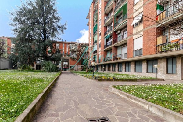 appartamento in vendita a Milano in zona Precotto