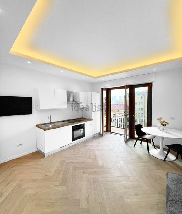 appartamento in vendita a Milano in zona Isola