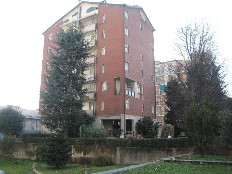 appartamento in vendita a Milano in zona Bande Nere