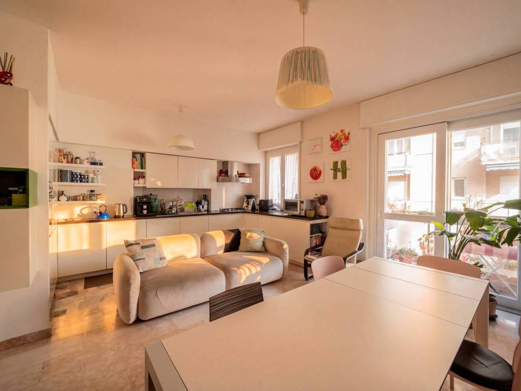 appartamento in vendita a Milano in zona Chiesa Rossa