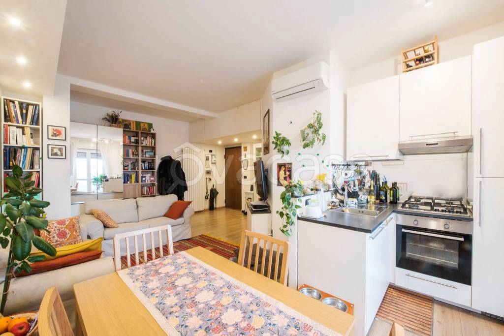 appartamento in vendita a Milano in zona Bovisa