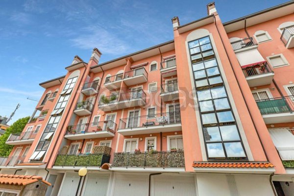 appartamento in vendita a Milano in zona Comasina