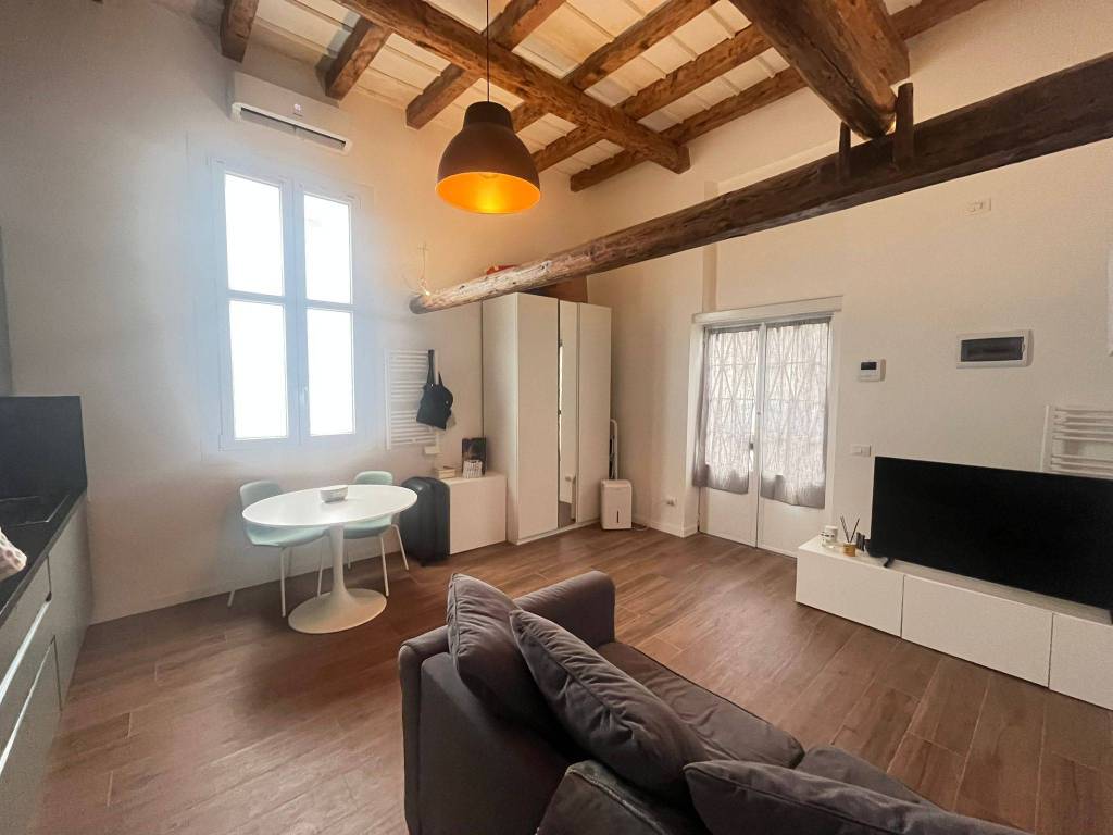 appartamento in vendita a Milano in zona Niguarda