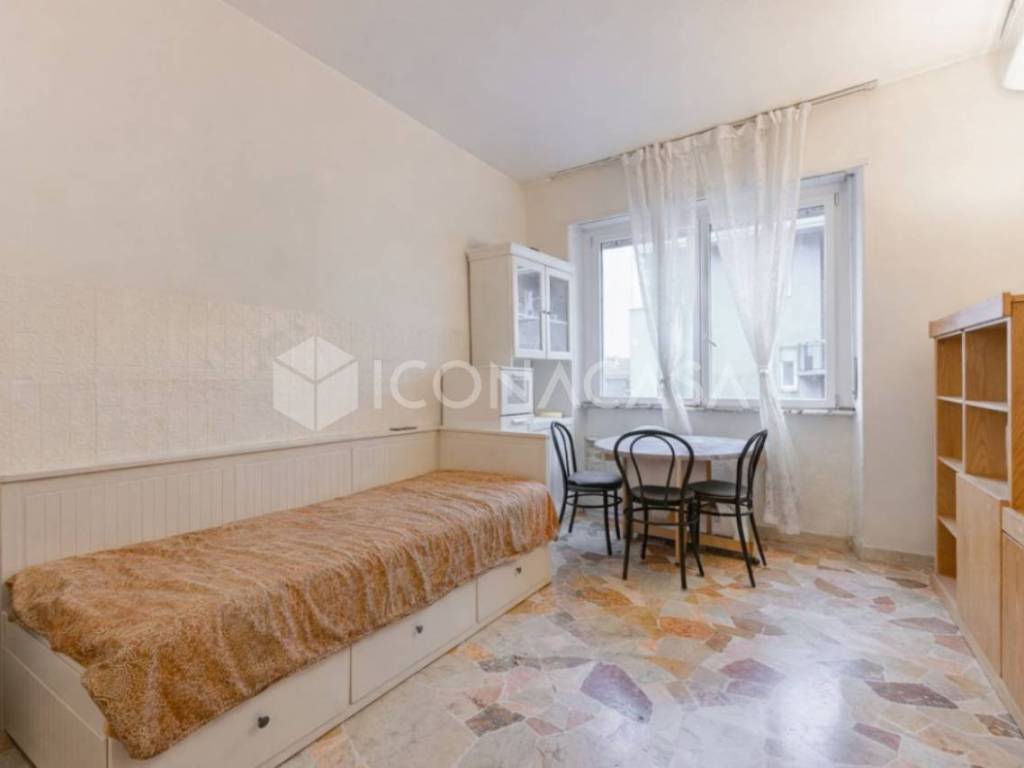 appartamento in vendita a Milano in zona Città Studi