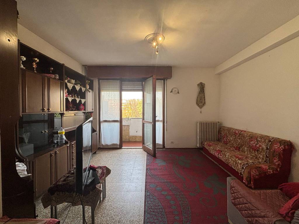 appartamento in vendita a Milano in zona Barona