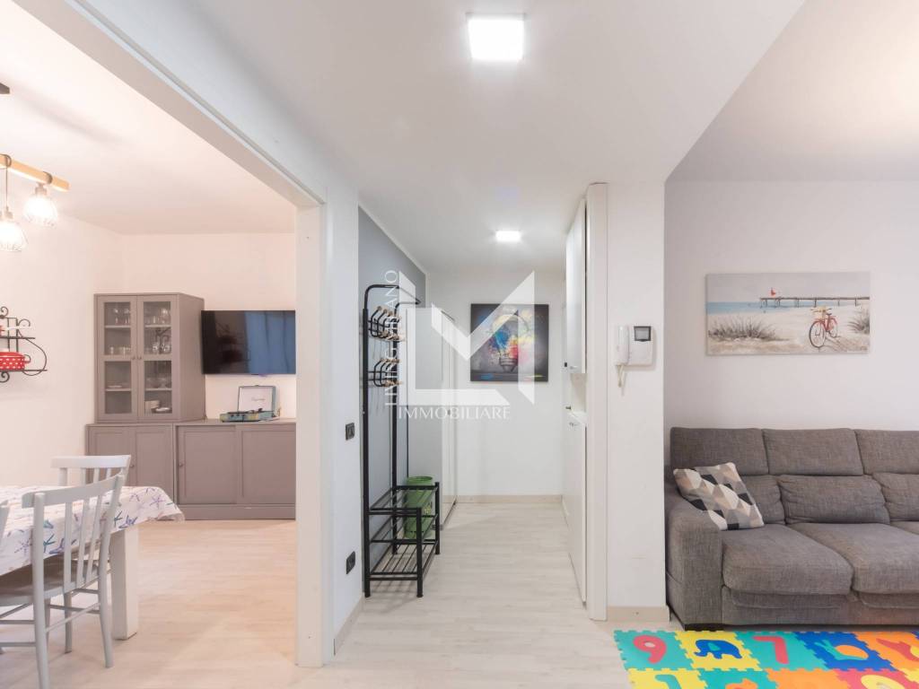 appartamento in vendita a Milano in zona Baggio