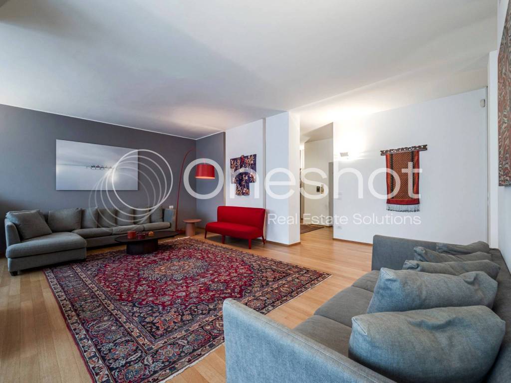 appartamento in vendita a Milano in zona Il Portello