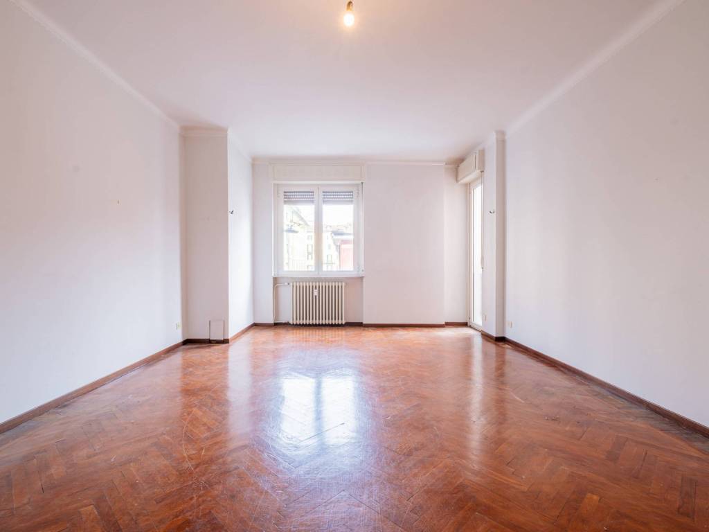 appartamento in vendita a Milano in zona Porta Venezia