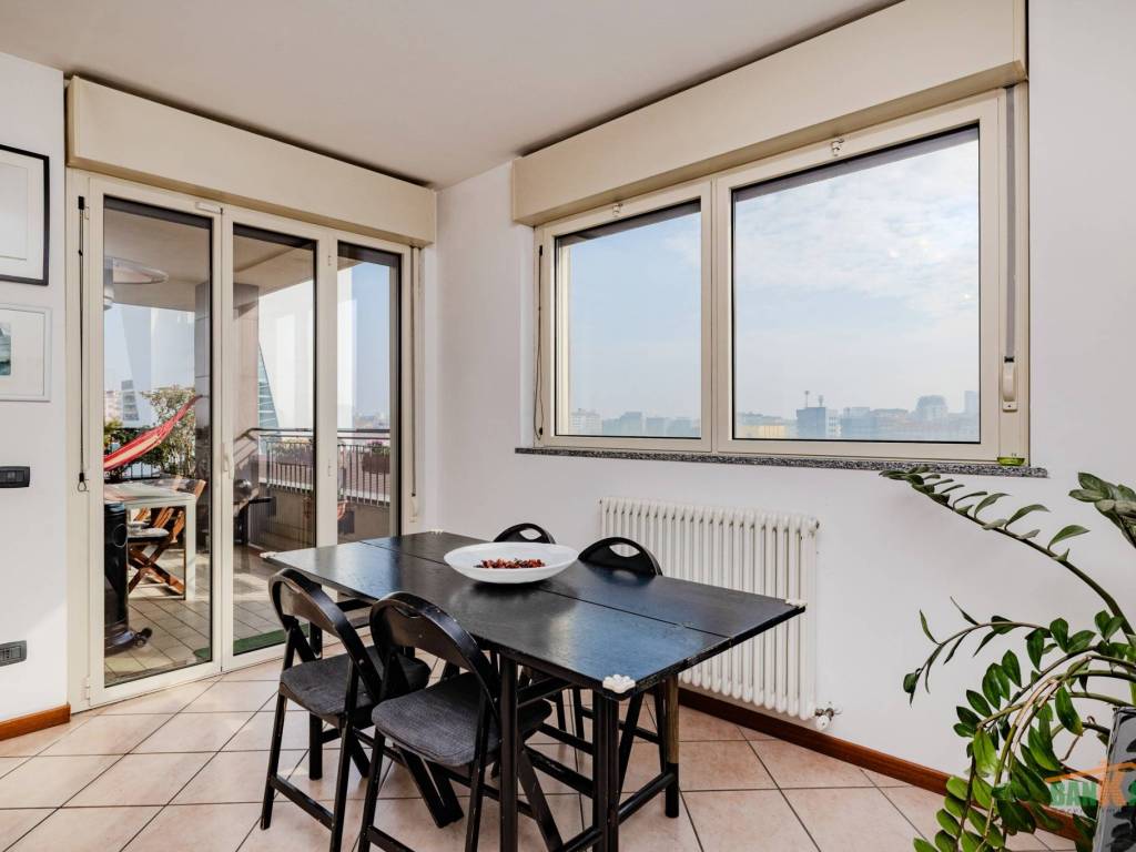 appartamento in vendita a Milano in zona Vigentino