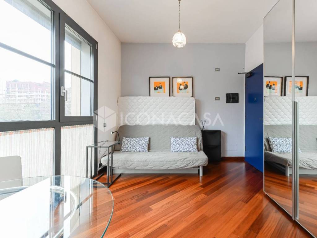 appartamento in vendita a Milano in zona Porta Vittoria