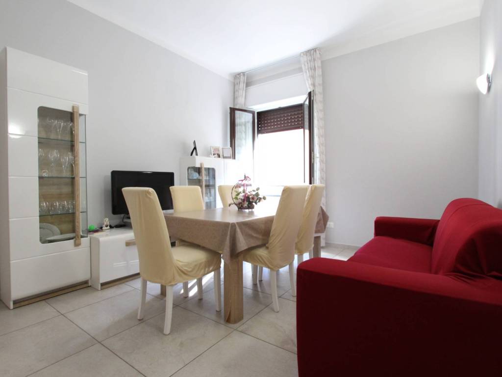 appartamento in vendita a Milano in zona Affori