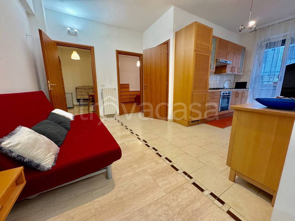 appartamento in vendita a Milano in zona Solari