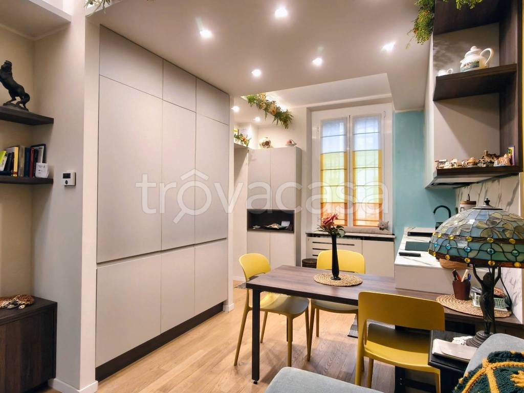 appartamento in vendita a Milano
