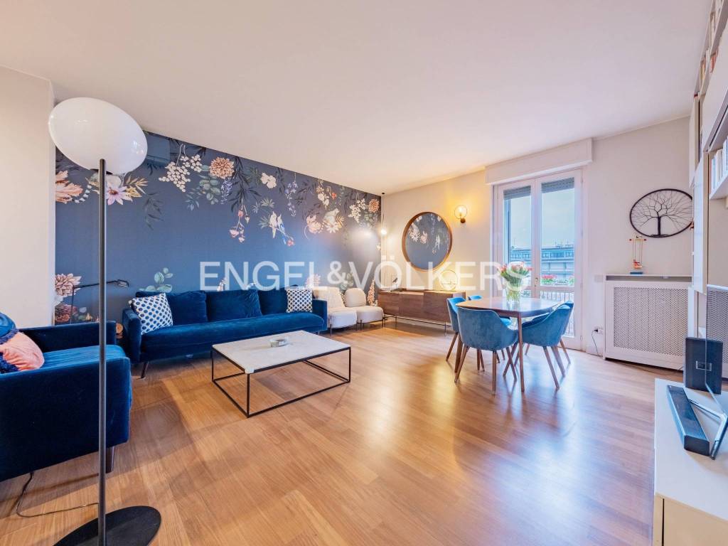 appartamento in vendita a Milano in zona Sempione