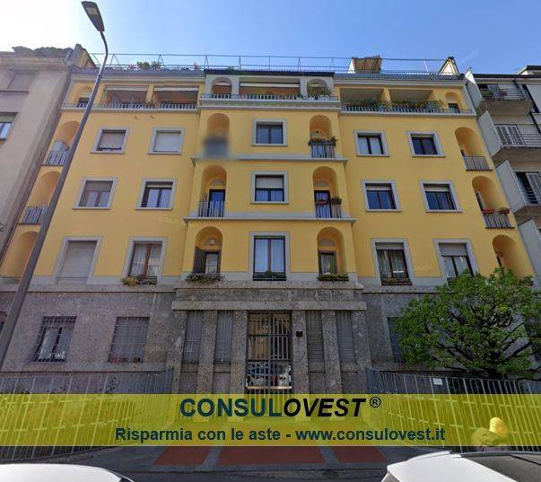 mansarda in vendita a Milano in zona Porta Vittoria