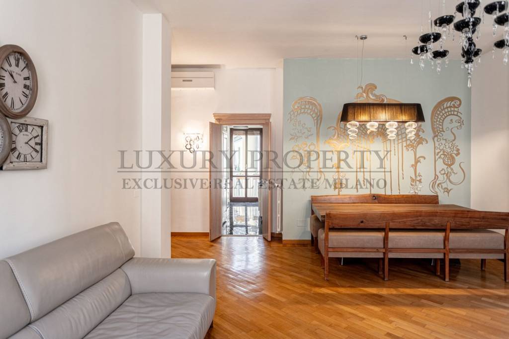 appartamento in vendita a Milano in zona Porta Ticinese