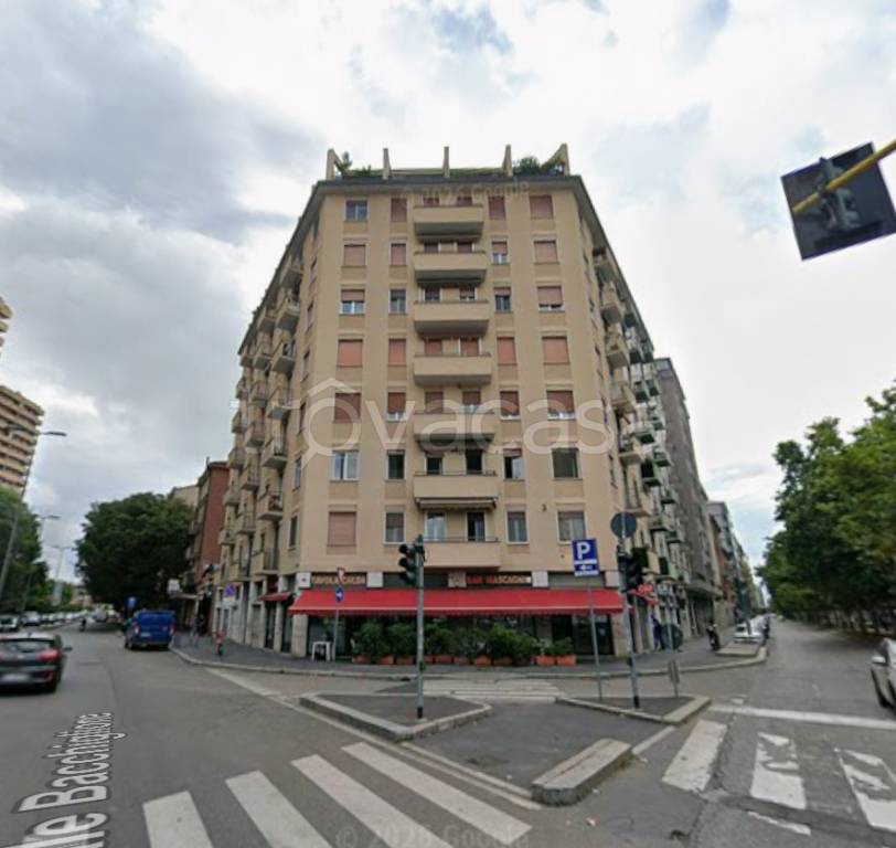appartamento in vendita a Milano in zona Corvetto