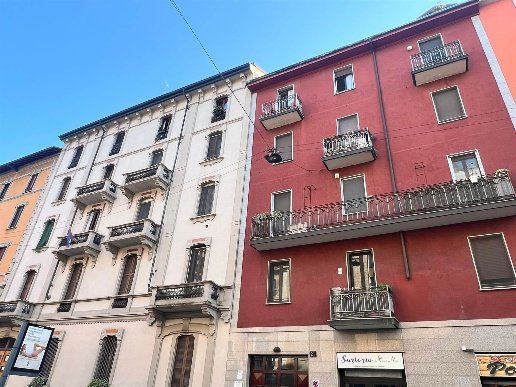 appartamento in vendita a Milano in zona Sempione