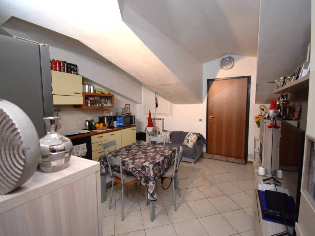 appartamento in vendita a Milano in zona Crescenzago