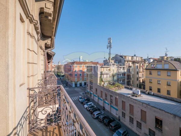appartamento in vendita a Milano in zona Isola