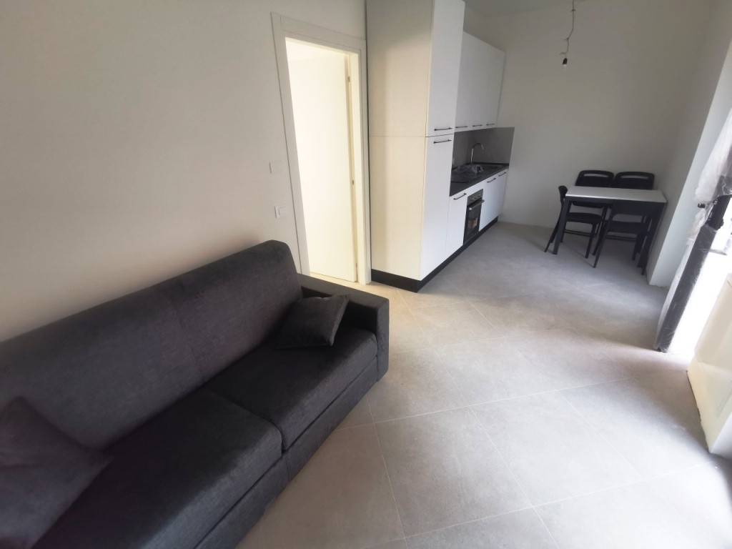 appartamento in vendita a Milano in zona Piazzale Lodi