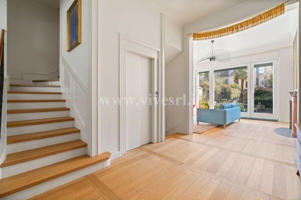 casa indipendente in vendita a Milano in zona Porta Venezia