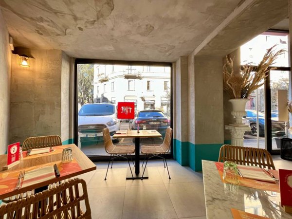 negozio in vendita a Milano in zona Cadorna