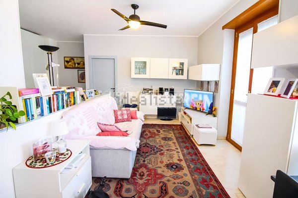 appartamento in vendita a Milano in zona Corvetto