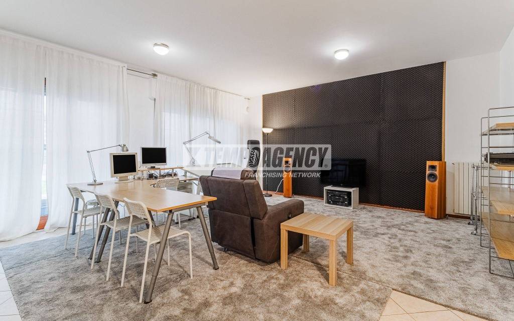 appartamento in vendita a Milano in zona Ponte Lambro