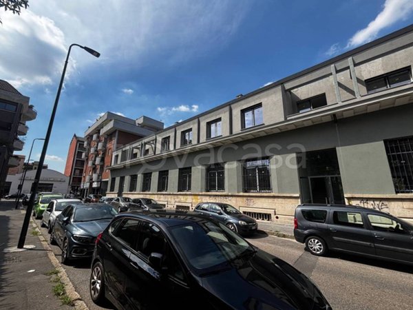 appartamento in vendita a Milano in zona Dergano