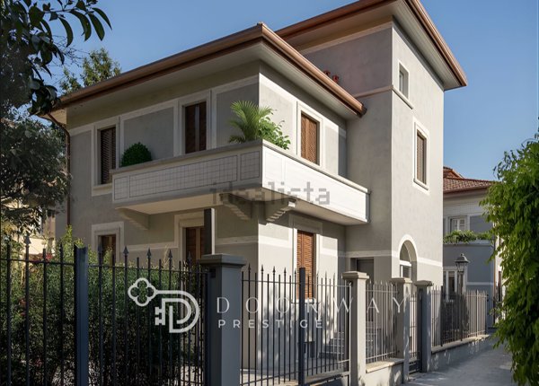 casa indipendente in vendita a Milano in zona Maggiolina