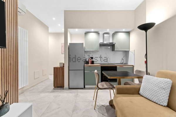 appartamento in vendita a Milano in zona Centro Direzionale