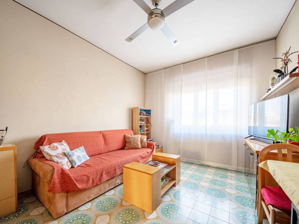 appartamento in vendita a Milano in zona Crescenzago