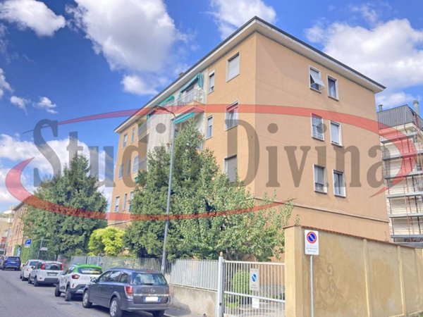 appartamento in vendita a Milano in zona Affori
