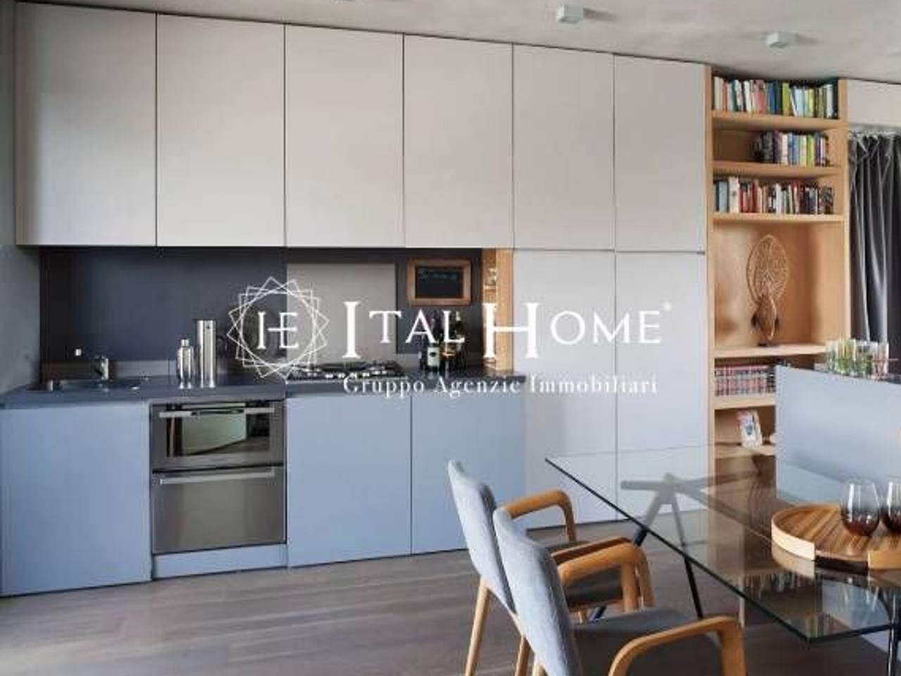 appartamento in vendita a Milano in zona Ghisolfa