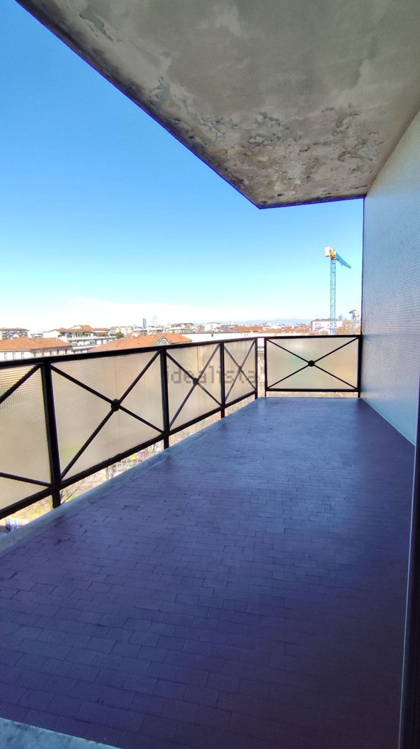 appartamento in vendita a Milano in zona Stadera