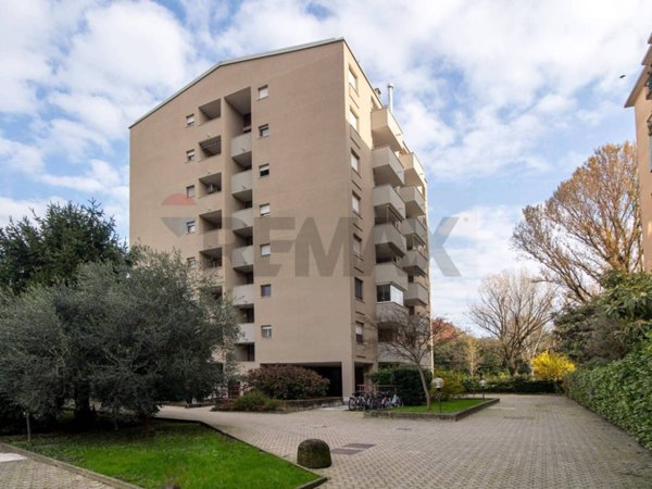 appartamento in vendita a Milano in zona Quarto Oggiaro