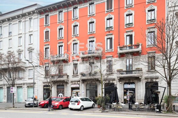 negozio in vendita a Milano in zona Porta Romana