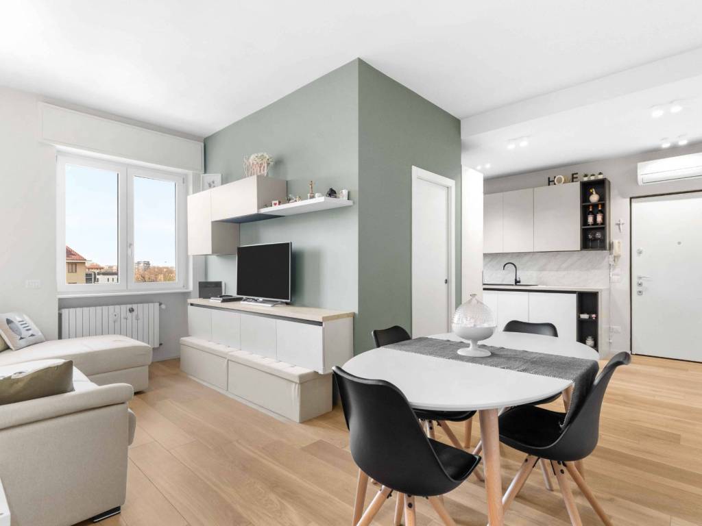 appartamento in vendita a Milano in zona Ronchetto sul Naviglio